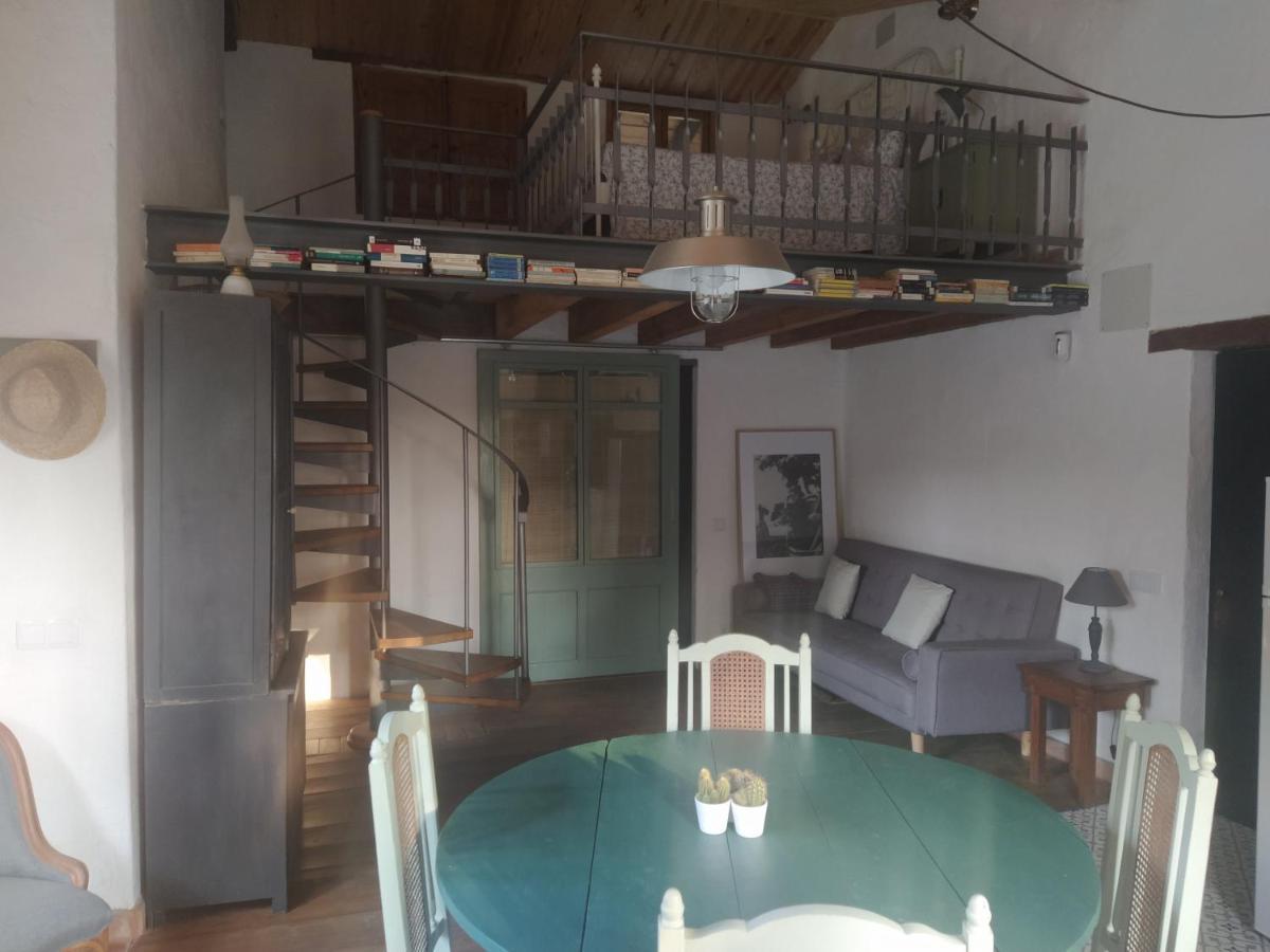La Caseta De El Llancis Santa María de Corcó Kültér fotó